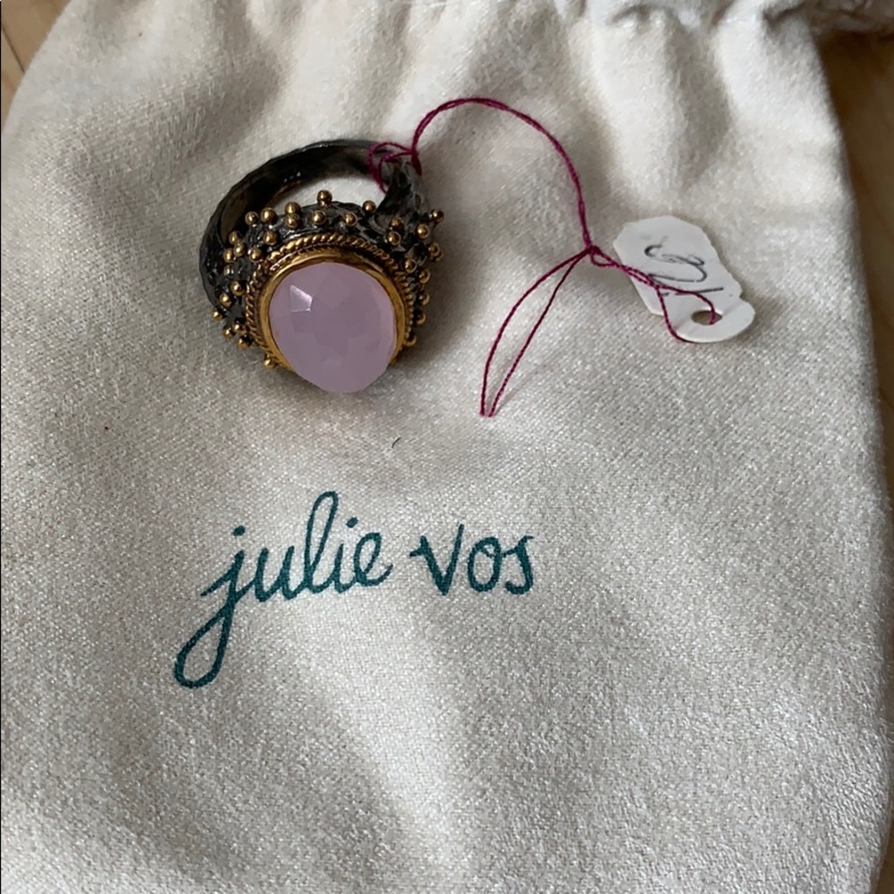 Julie Vos Ring